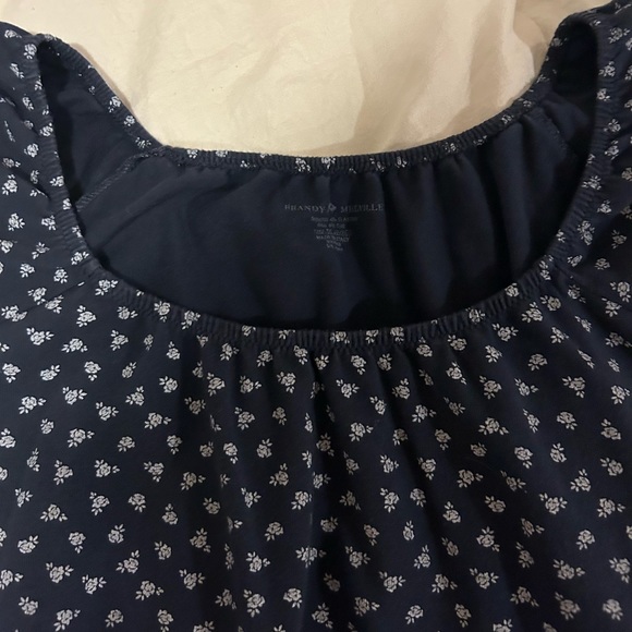 Brandy Melville Eden Crop Top - Picture 3 of 6